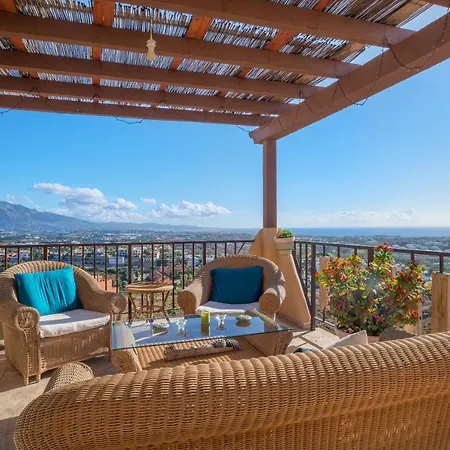 The Rooftop Of Marbella Panaromic Holiday home *